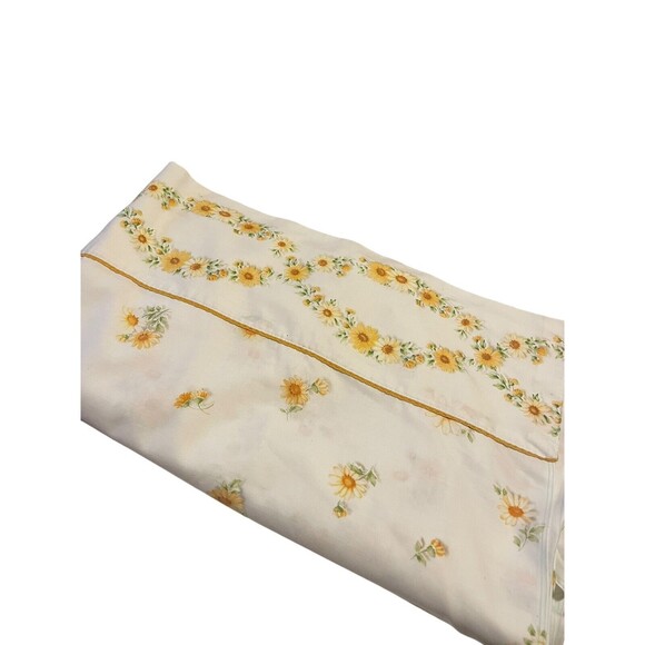 Cannon Muslin Sheet No Iron Full Flat Shasta Daisy Pattern Vintage - Picture 1 of 5